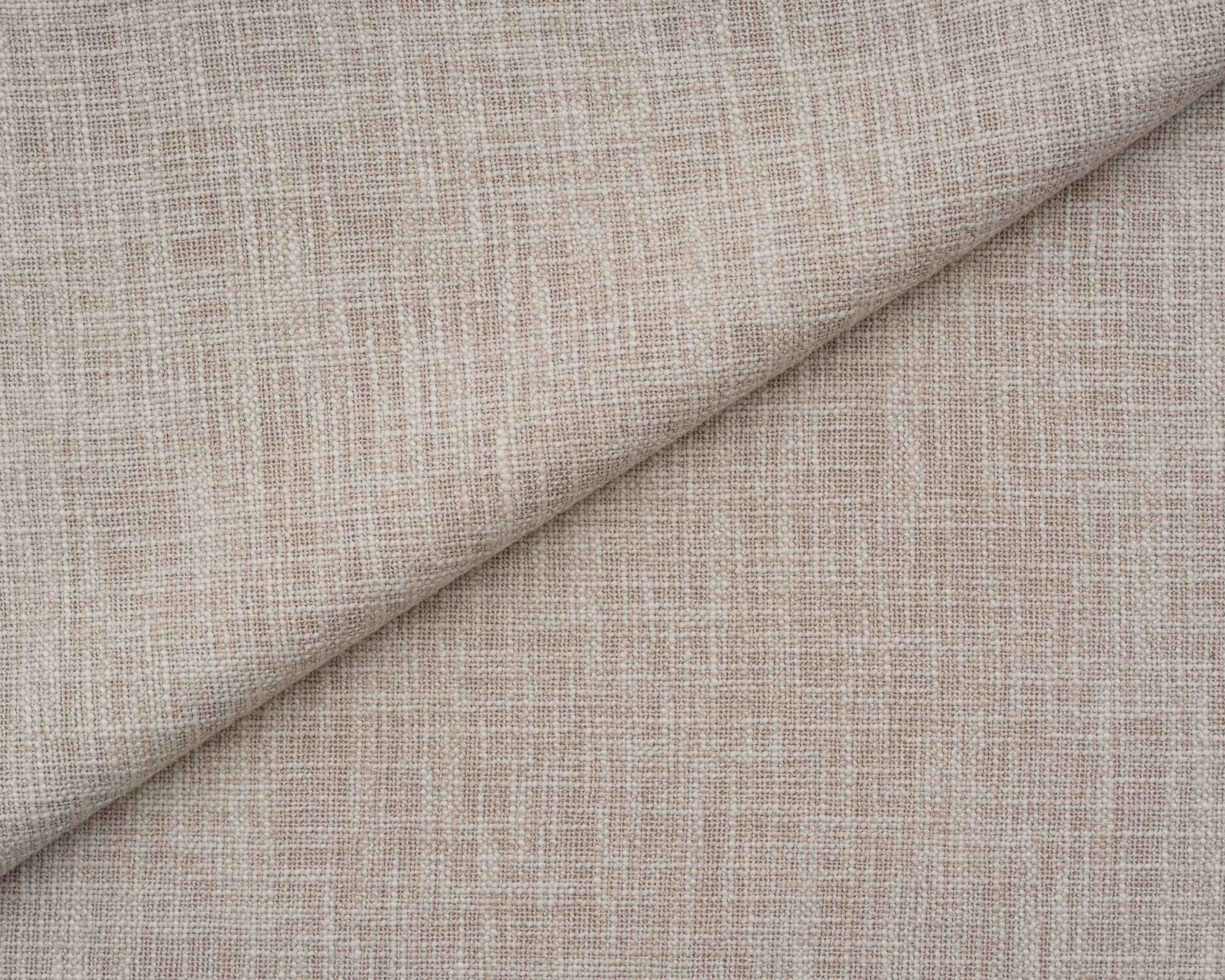Lia Linen