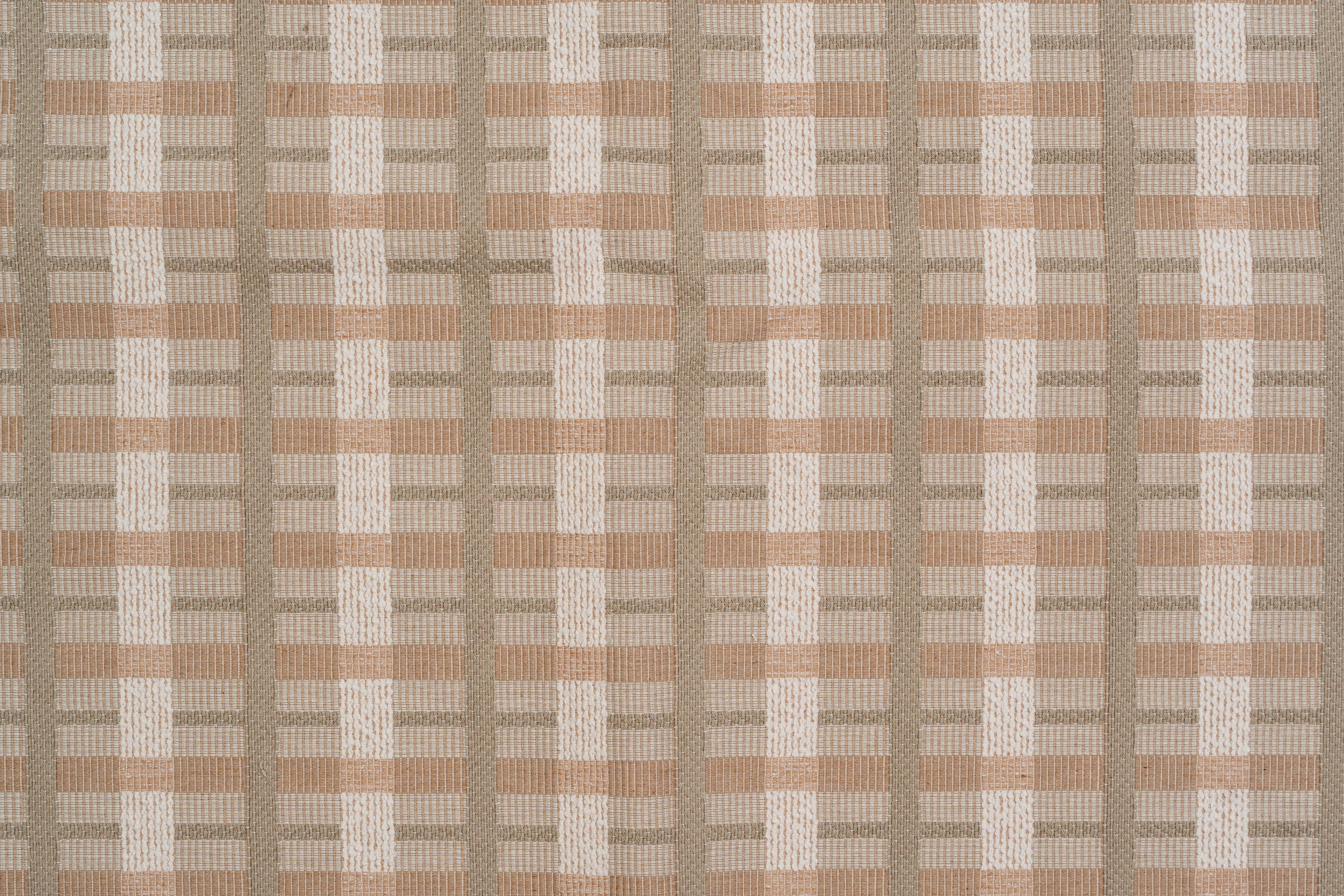 Aura Beige