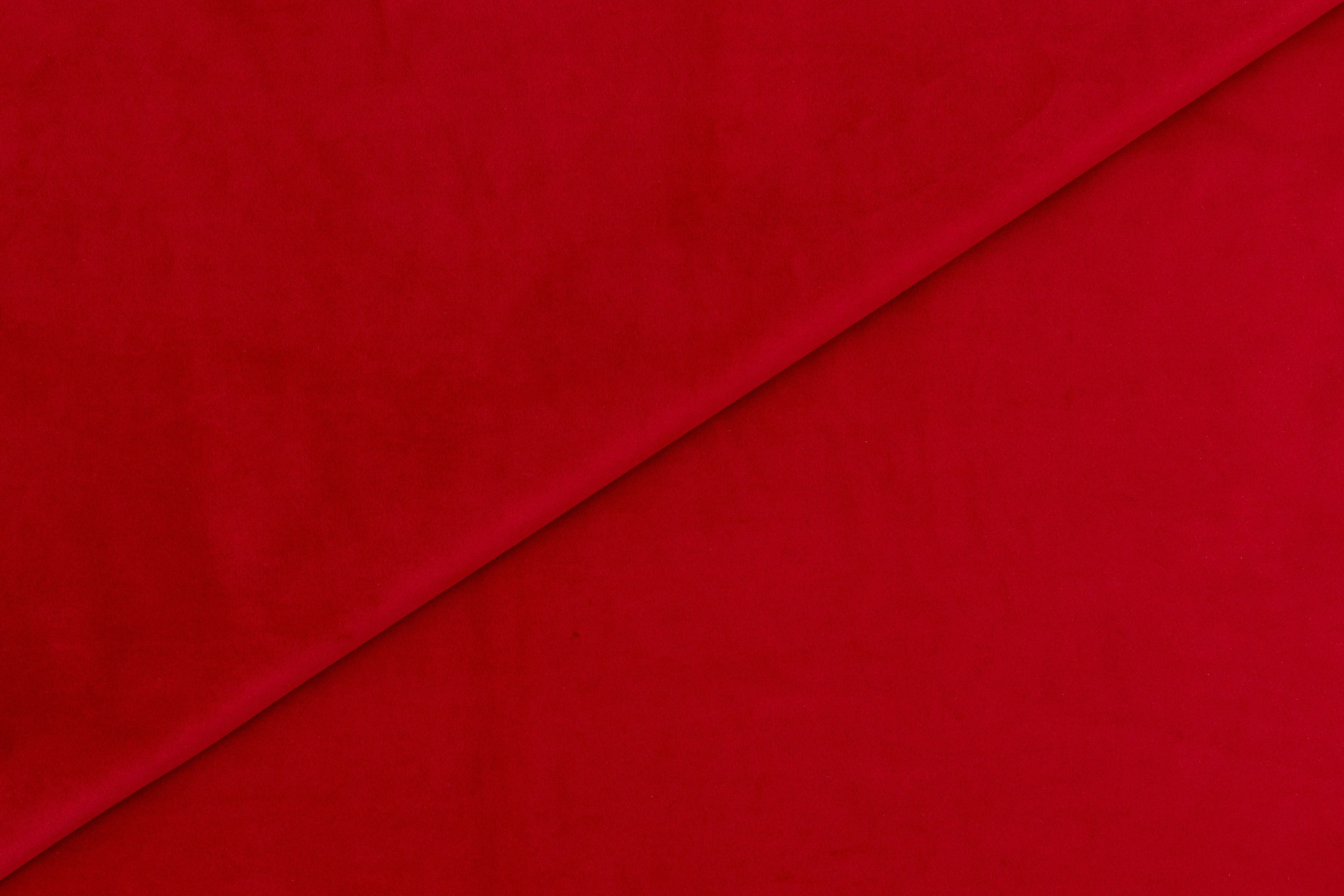 Lara Garnet Red