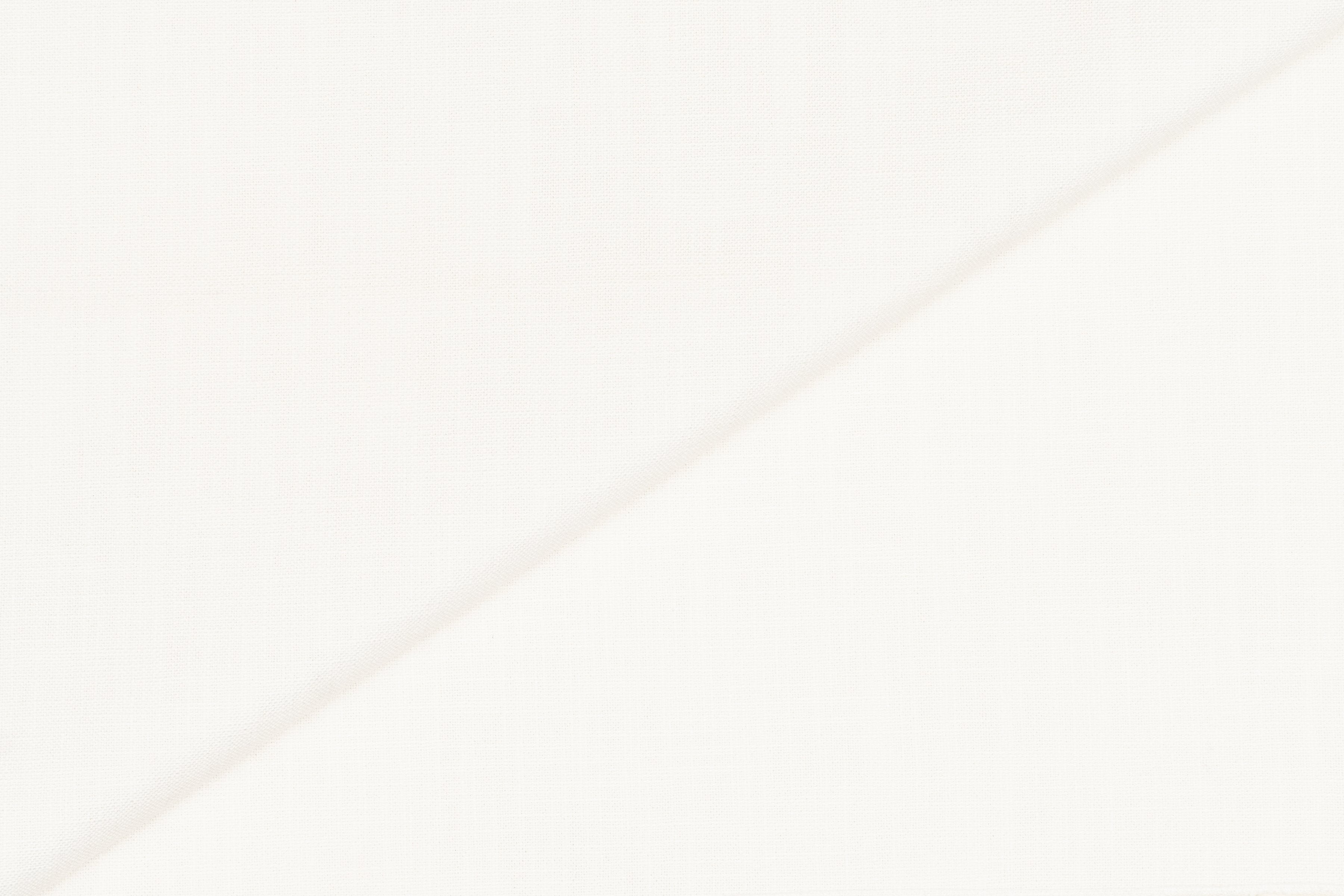 Erika Off White