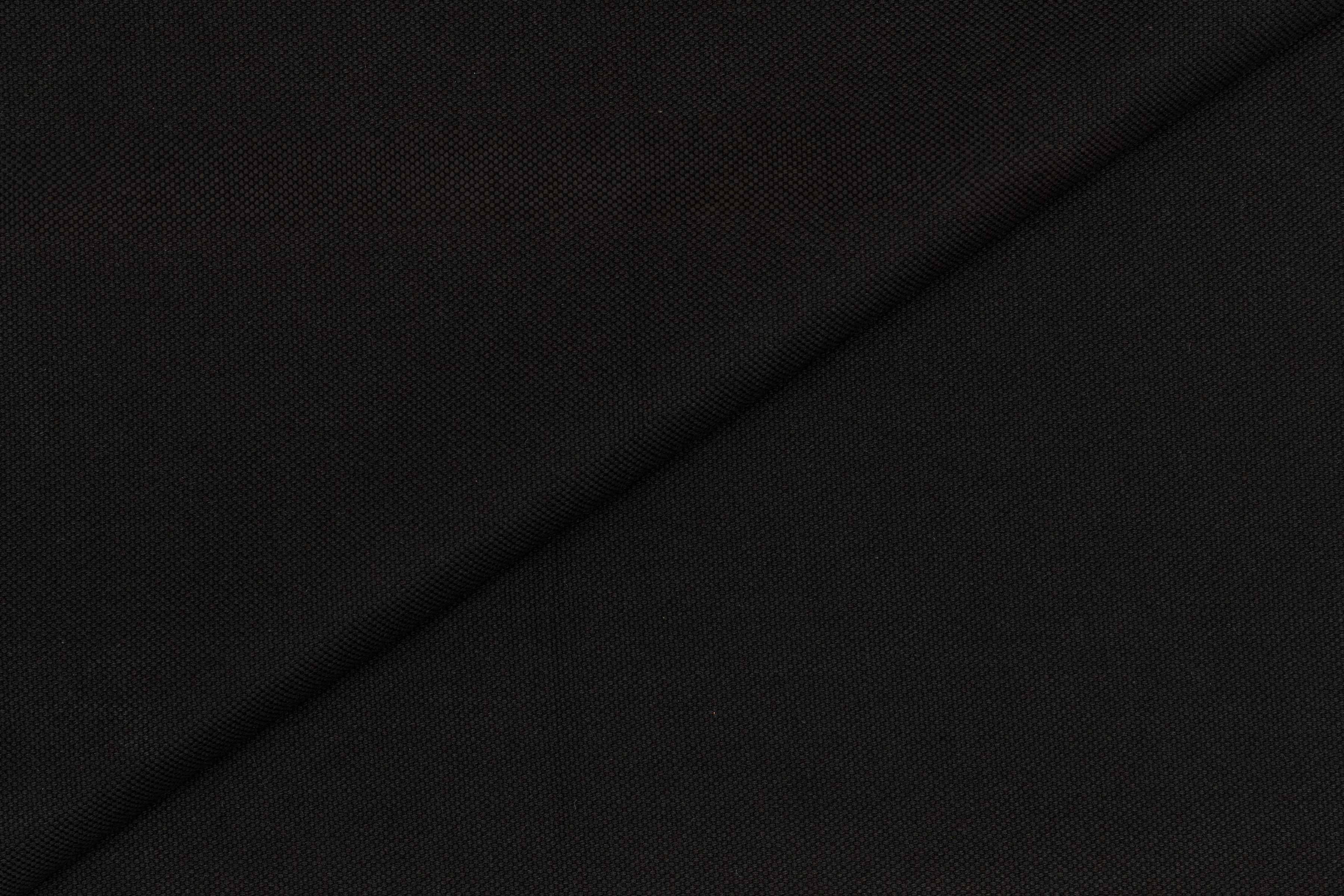 Macao Black