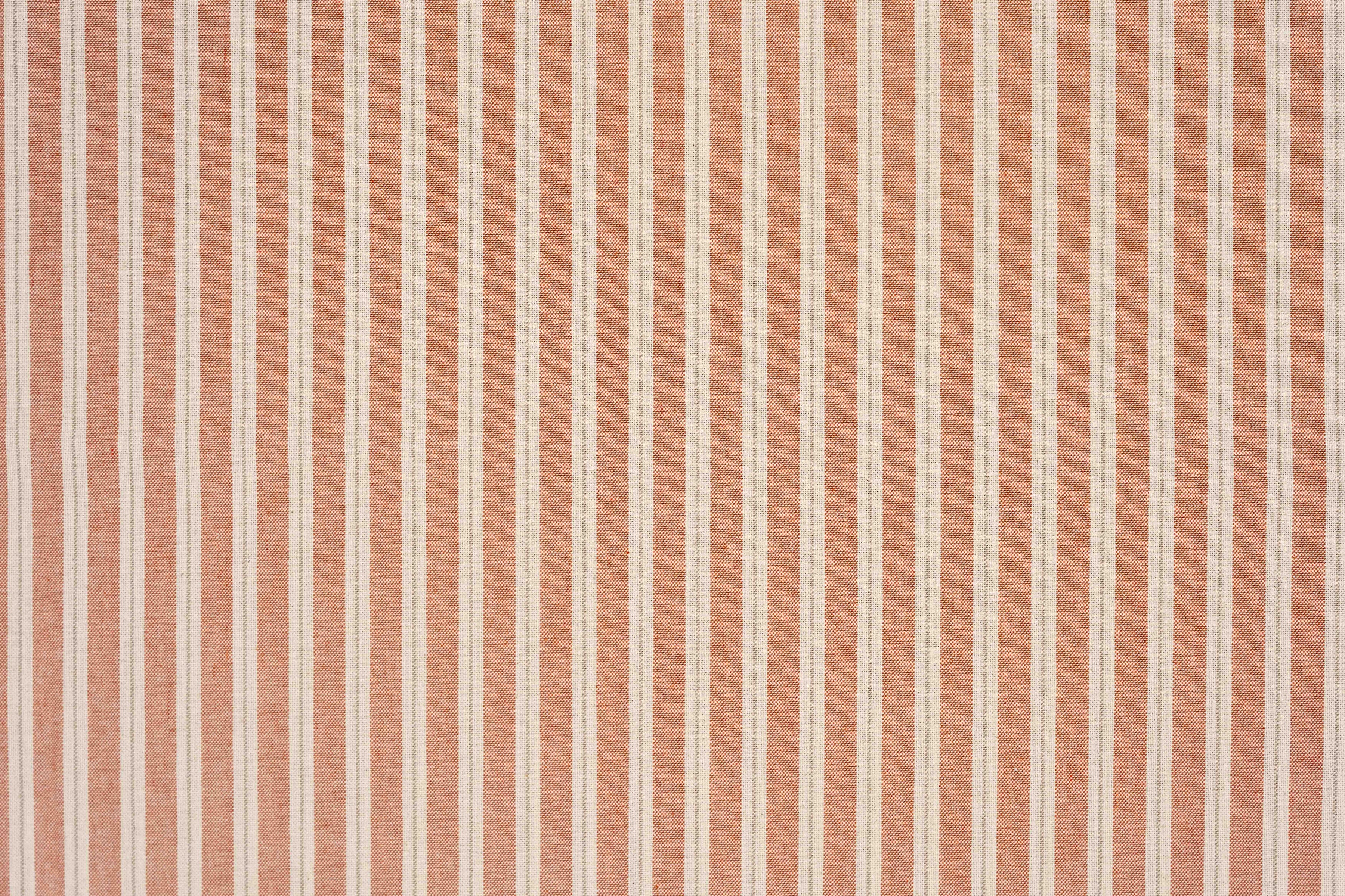 Supreme Rojo Greige