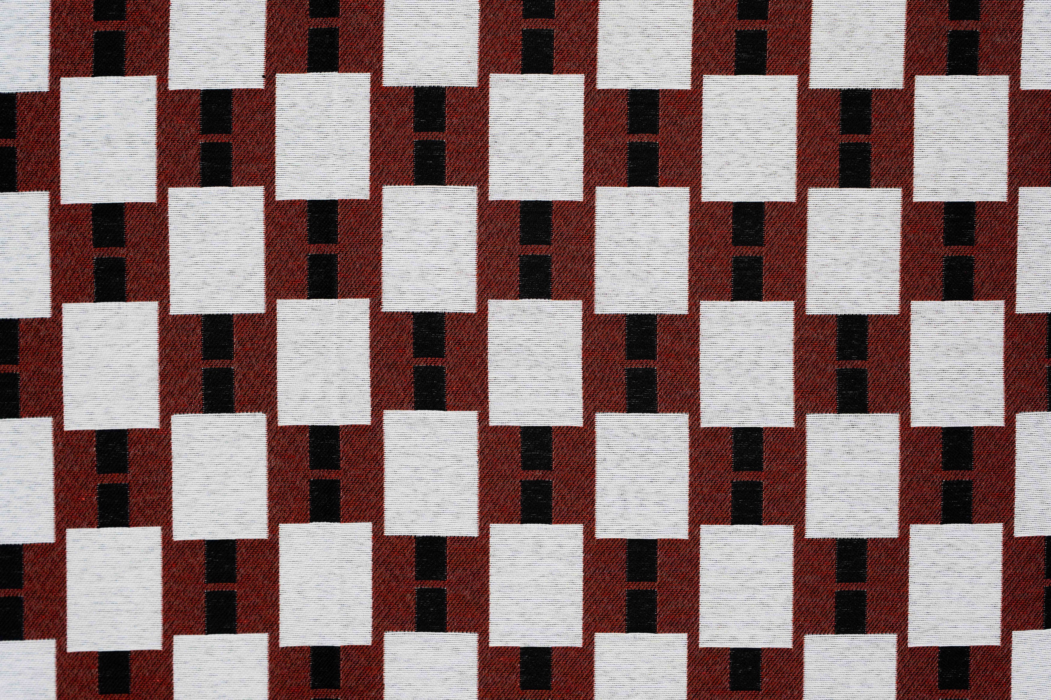 Ebori Burgundy
